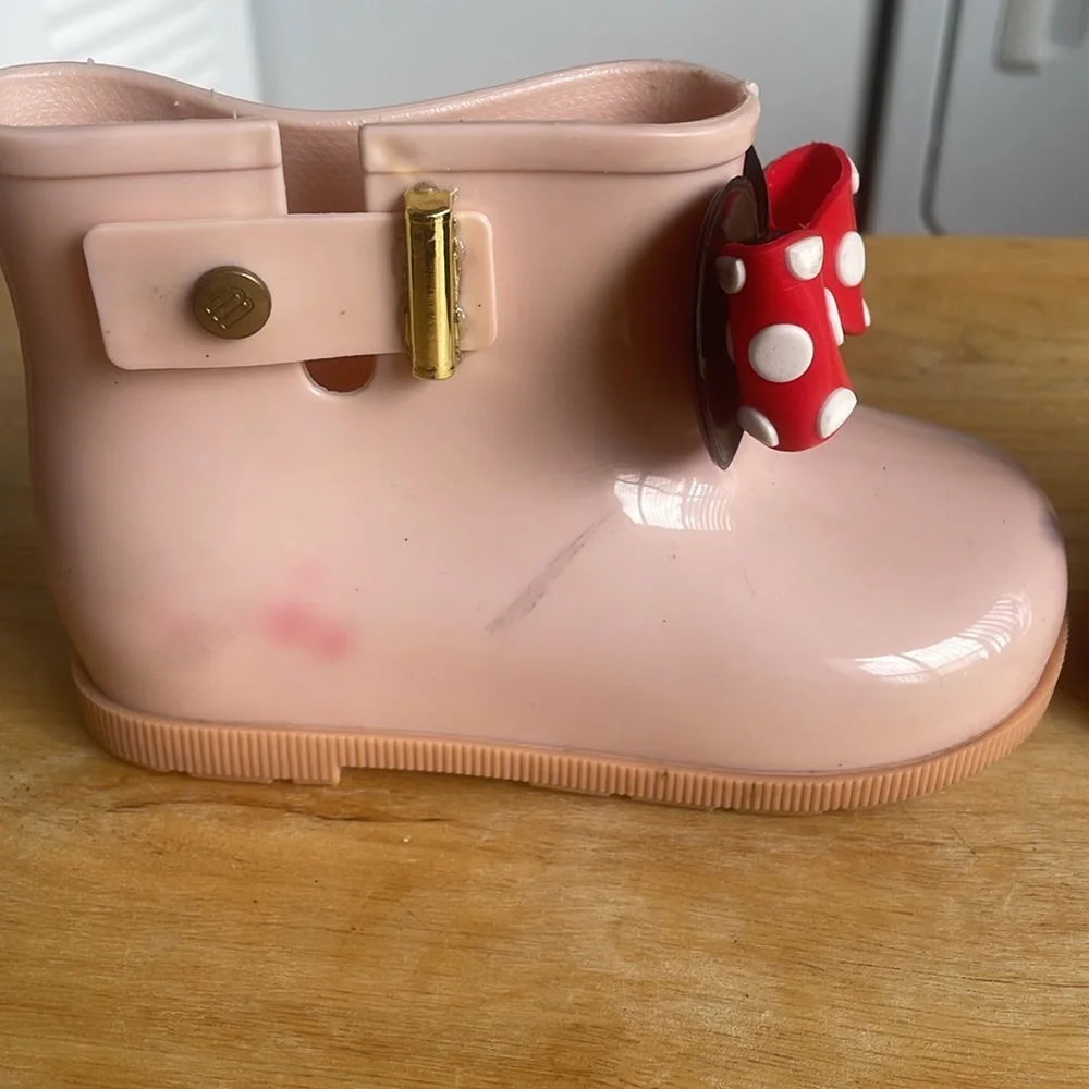 Minnie Mouse mid rain boots Mini CLD 💚5/$25